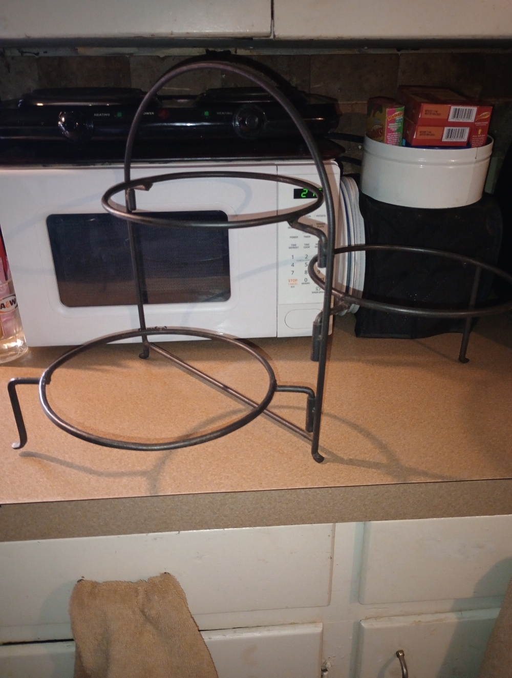 Wrought Iron Pie Stand